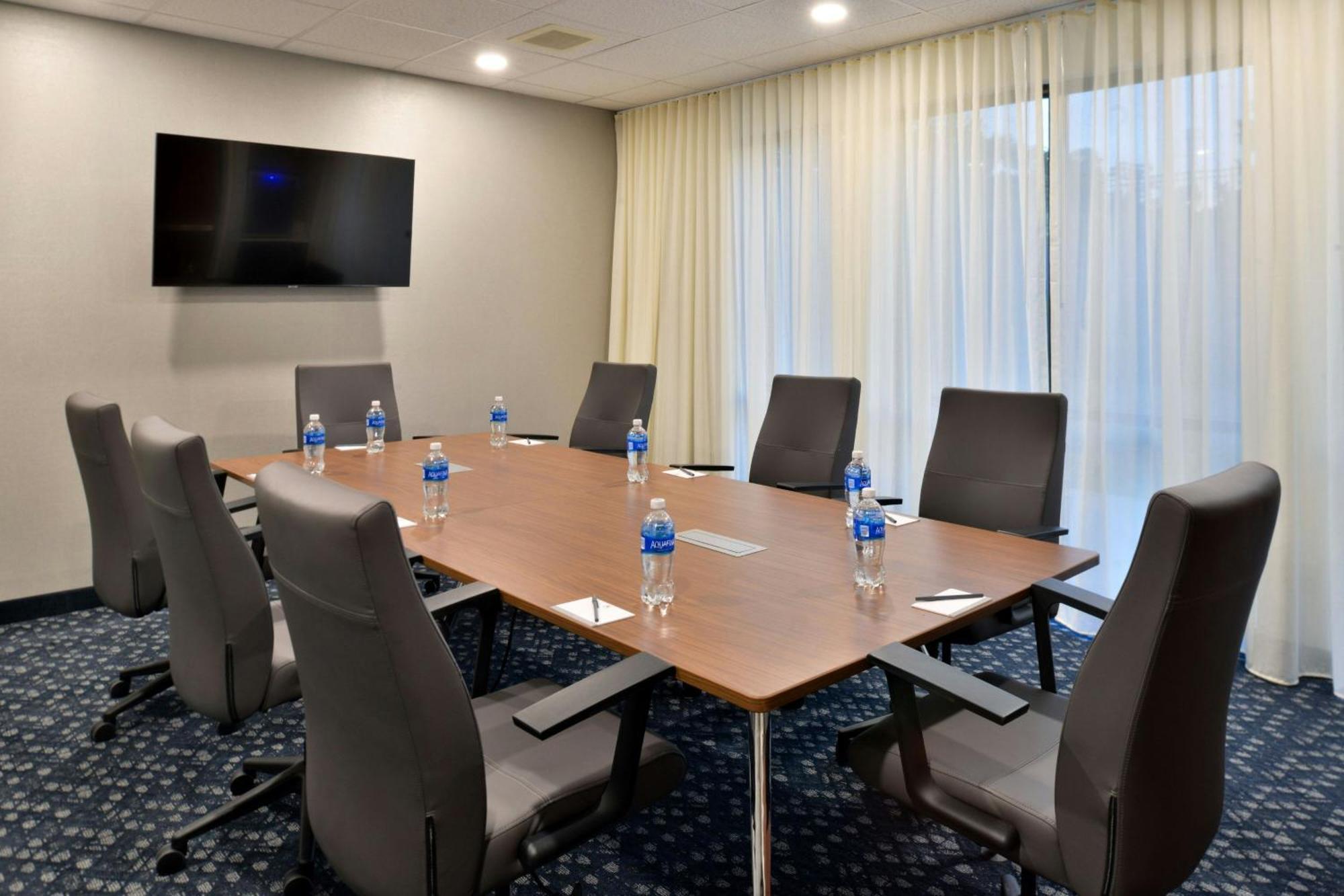 Courtyard By Marriott Harrisburg Hershey Esterno foto