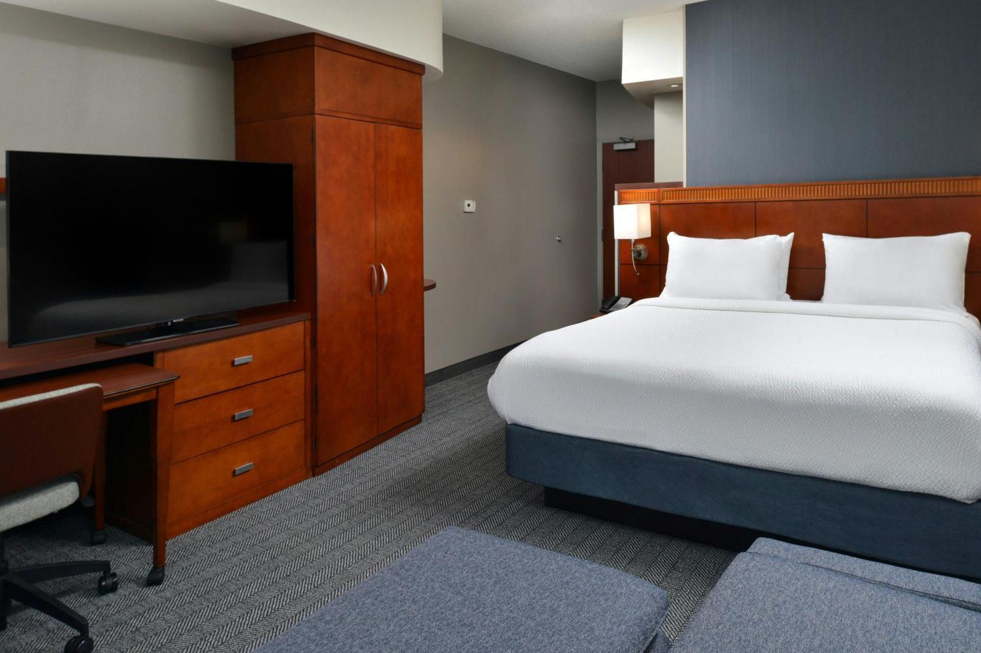 Courtyard By Marriott Harrisburg Hershey Esterno foto