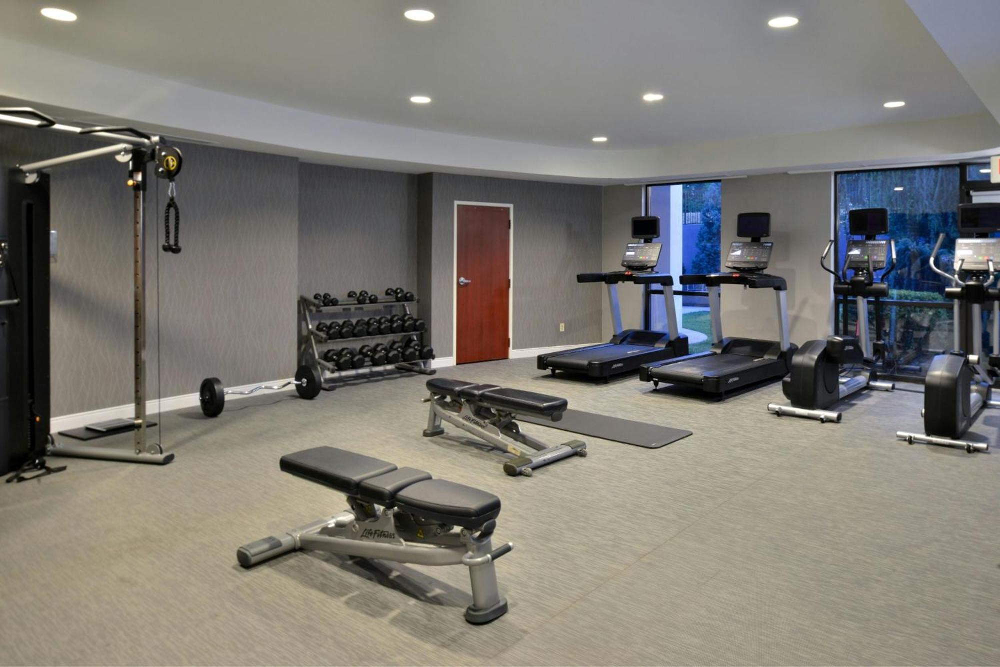 Courtyard By Marriott Harrisburg Hershey Esterno foto